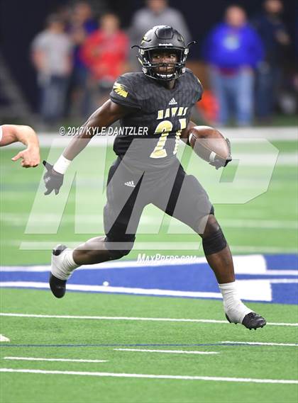 Thumbnail 2 in Graham vs. Pleasant Grove (UIL 4A Divison 2 Semifinal) photogallery.