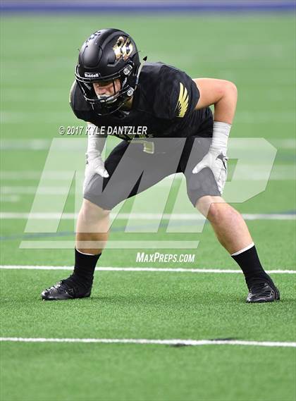 Thumbnail 1 in Graham vs. Pleasant Grove (UIL 4A Divison 2 Semifinal) photogallery.