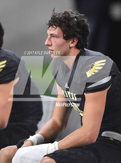 Thumbnail 3 in Graham vs. Pleasant Grove (UIL 4A Divison 2 Semifinal) photogallery.