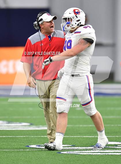 Thumbnail 2 in Graham vs. Pleasant Grove (UIL 4A Divison 2 Semifinal) photogallery.