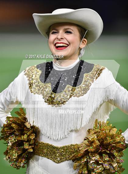 Thumbnail 3 in Graham vs. Pleasant Grove (UIL 4A Divison 2 Semifinal) photogallery.