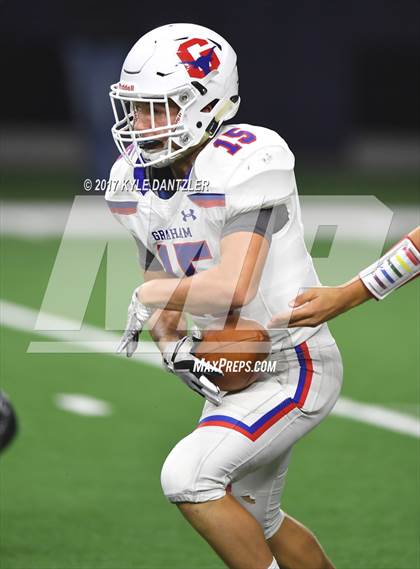 Thumbnail 2 in Graham vs. Pleasant Grove (UIL 4A Divison 2 Semifinal) photogallery.