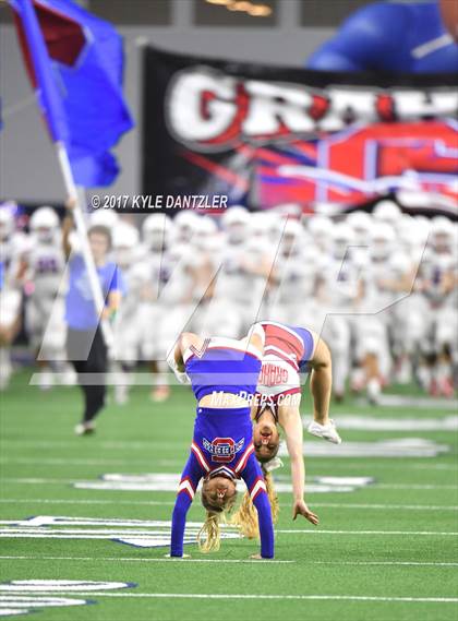 Thumbnail 3 in Graham vs. Pleasant Grove (UIL 4A Divison 2 Semifinal) photogallery.