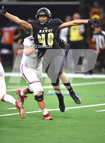 Thumbnail 2 in Graham vs. Pleasant Grove (UIL 4A Divison 2 Semifinal) photogallery.