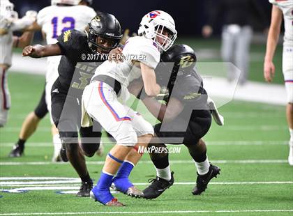 Thumbnail 3 in Graham vs. Pleasant Grove (UIL 4A Divison 2 Semifinal) photogallery.