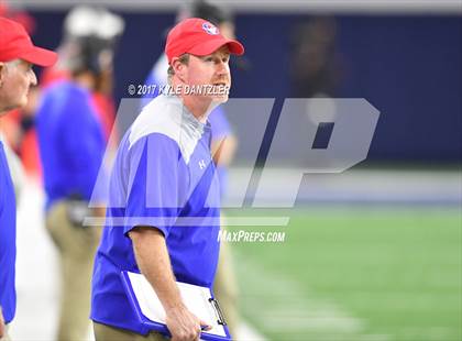 Thumbnail 3 in Graham vs. Pleasant Grove (UIL 4A Divison 2 Semifinal) photogallery.