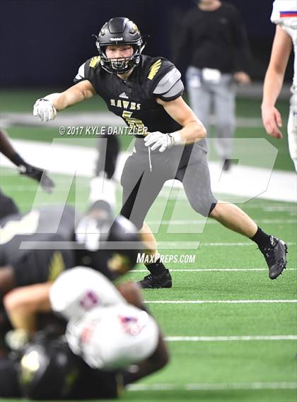 Thumbnail 1 in Graham vs. Pleasant Grove (UIL 4A Divison 2 Semifinal) photogallery.