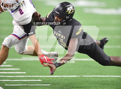 Thumbnail 1 in Graham vs. Pleasant Grove (UIL 4A Divison 2 Semifinal) photogallery.