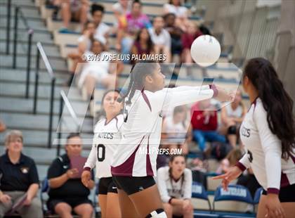 Thumbnail 3 in Silverado @ Barstow photogallery.