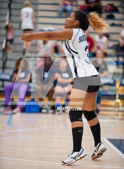 Thumbnail 1 in Silverado @ Barstow photogallery.