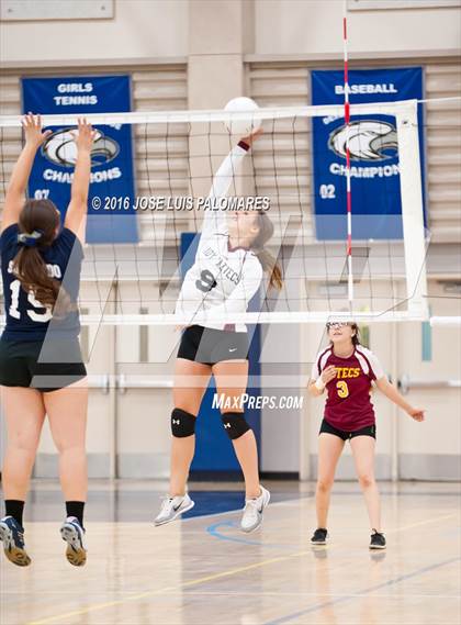 Thumbnail 1 in Silverado @ Barstow photogallery.