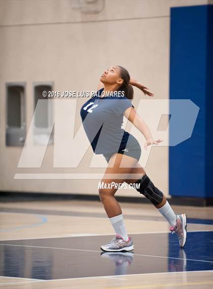 Thumbnail 2 in Silverado @ Barstow photogallery.