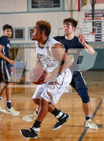 Thumbnail 3 in Elk Grove vs. Foothill (Running With the Pack) photogallery.