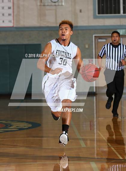 Thumbnail 1 in Elk Grove vs. Foothill (Running With the Pack) photogallery.