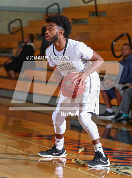 Thumbnail 1 in Elk Grove vs. Foothill (Running With the Pack) photogallery.