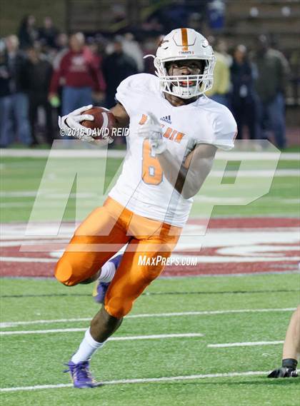 Thumbnail 2 in Mauldin @ Westside (NCHSAA  5A First Round Playoff) photogallery.
