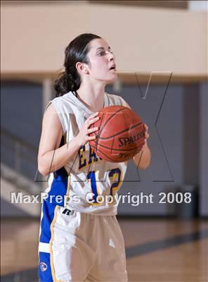Thumbnail 2 in St. Vincent vs. Cloverdale (West Coast Jamboree) photogallery.