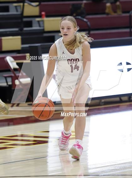 Thumbnail 2 in FR: Akins @ Dripping Springs photogallery.