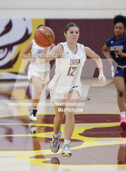 Thumbnail 1 in FR: Akins @ Dripping Springs photogallery.