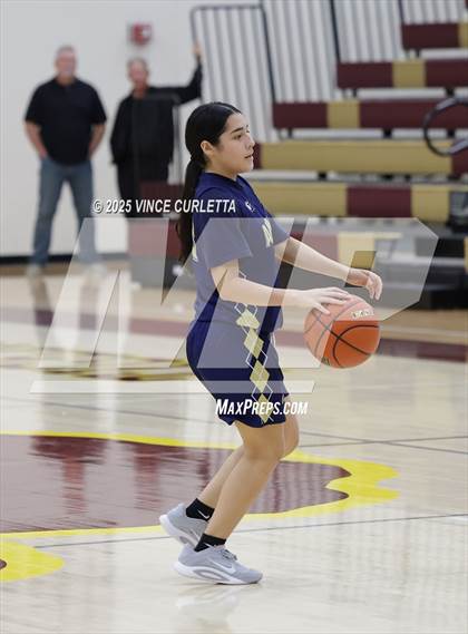 Thumbnail 2 in FR: Akins @ Dripping Springs photogallery.