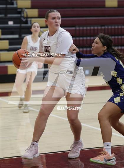 Thumbnail 1 in FR: Akins @ Dripping Springs photogallery.