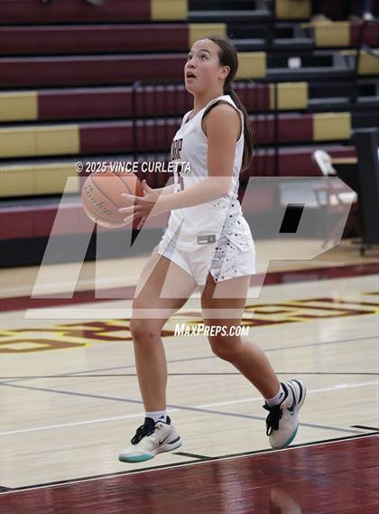 Thumbnail 1 in FR: Akins @ Dripping Springs photogallery.