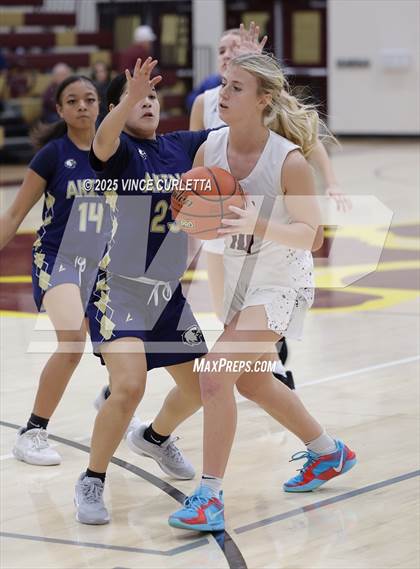 Thumbnail 1 in FR: Akins @ Dripping Springs photogallery.