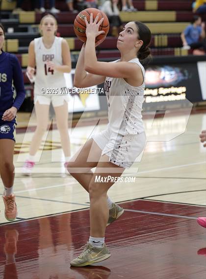 Thumbnail 1 in FR: Akins @ Dripping Springs photogallery.