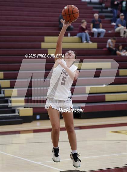 Thumbnail 2 in FR: Akins @ Dripping Springs photogallery.