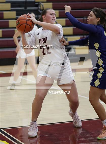 Thumbnail 2 in FR: Akins @ Dripping Springs photogallery.