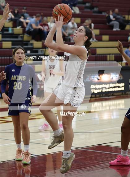 Thumbnail 3 in FR: Akins @ Dripping Springs photogallery.