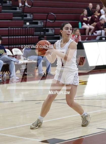 Thumbnail 1 in FR: Akins @ Dripping Springs photogallery.