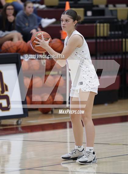 Thumbnail 2 in FR: Akins @ Dripping Springs photogallery.