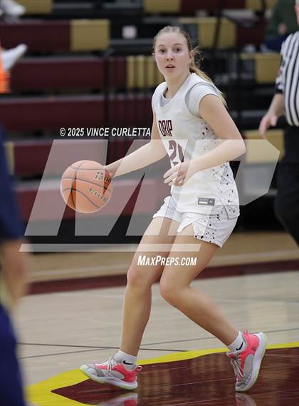 Thumbnail 1 in FR: Akins @ Dripping Springs photogallery.