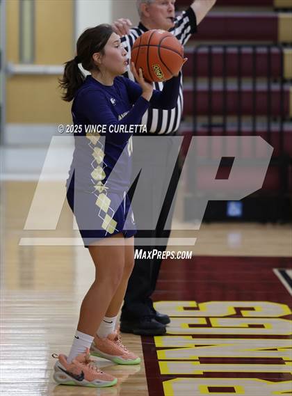 Thumbnail 2 in FR: Akins @ Dripping Springs photogallery.