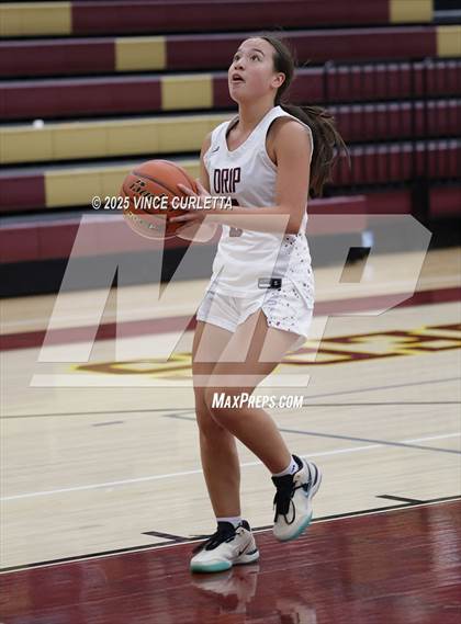 Thumbnail 2 in FR: Akins @ Dripping Springs photogallery.