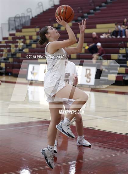 Thumbnail 3 in FR: Akins @ Dripping Springs photogallery.