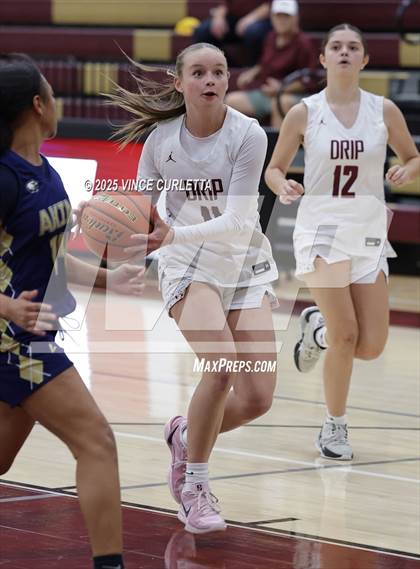 Thumbnail 2 in FR: Akins @ Dripping Springs photogallery.