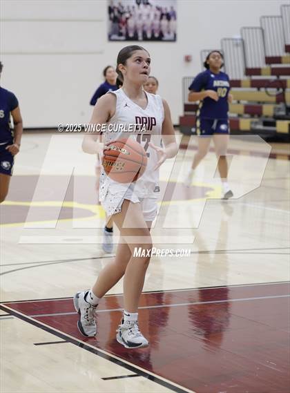 Thumbnail 2 in FR: Akins @ Dripping Springs photogallery.