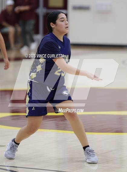 Thumbnail 3 in FR: Akins @ Dripping Springs photogallery.