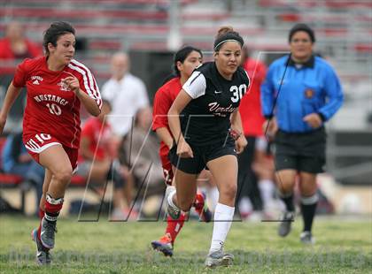Thumbnail 2 in Arleta @ Verdugo Hills photogallery.