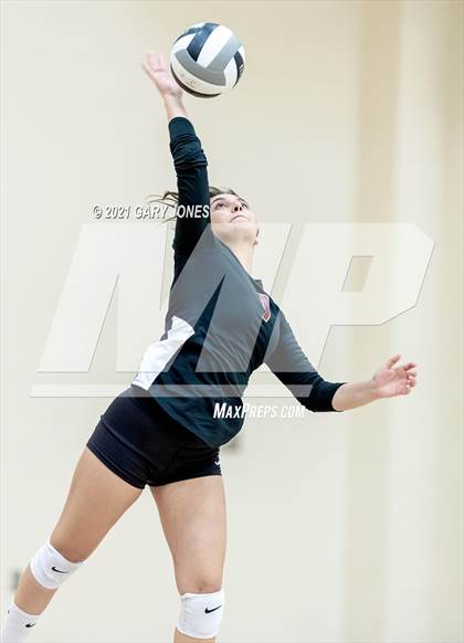Thumbnail 1 in Wheatland @ Whitney photogallery.