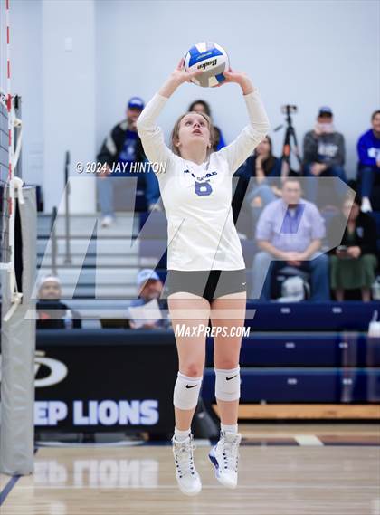 Thumbnail 1 in Nolan Catholic @ Grace Prep photogallery.