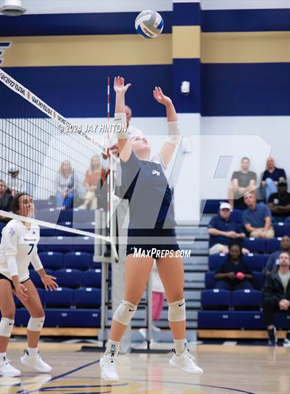 Thumbnail 3 in Nolan Catholic @ Grace Prep photogallery.