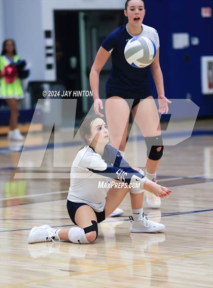 Thumbnail 1 in Nolan Catholic @ Grace Prep photogallery.