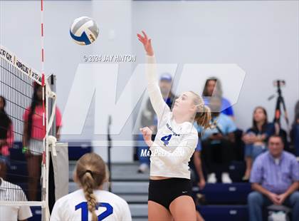 Thumbnail 1 in Nolan Catholic @ Grace Prep photogallery.