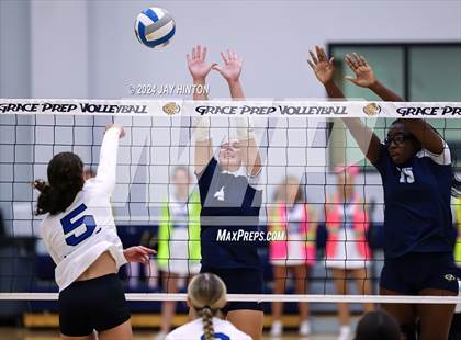 Thumbnail 1 in Nolan Catholic @ Grace Prep photogallery.