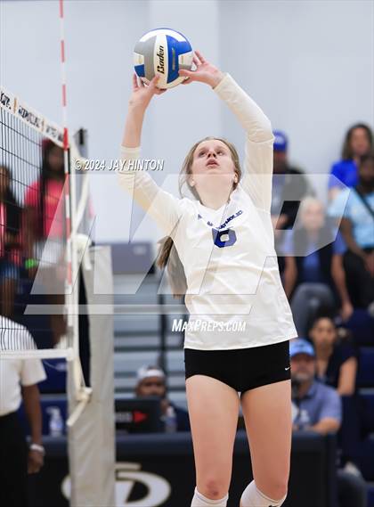Thumbnail 2 in Nolan Catholic @ Grace Prep photogallery.