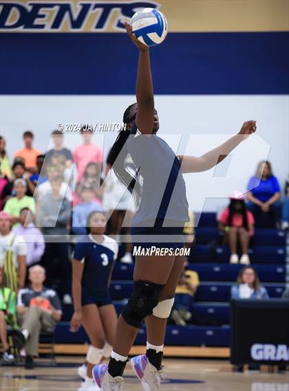 Thumbnail 1 in Nolan Catholic @ Grace Prep photogallery.