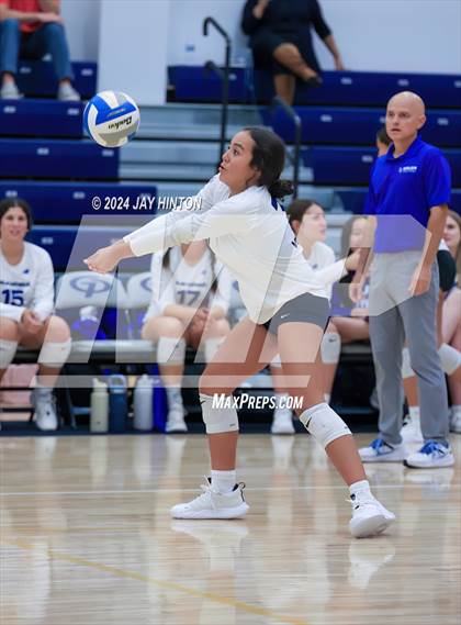 Thumbnail 1 in Nolan Catholic @ Grace Prep photogallery.